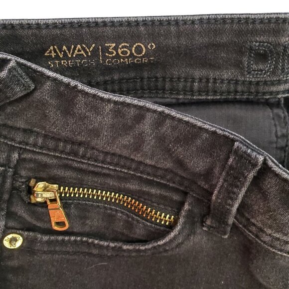 DL1961 Black Dark Rinse Amanda  "The Travel Pants" - Picture 13 of 13